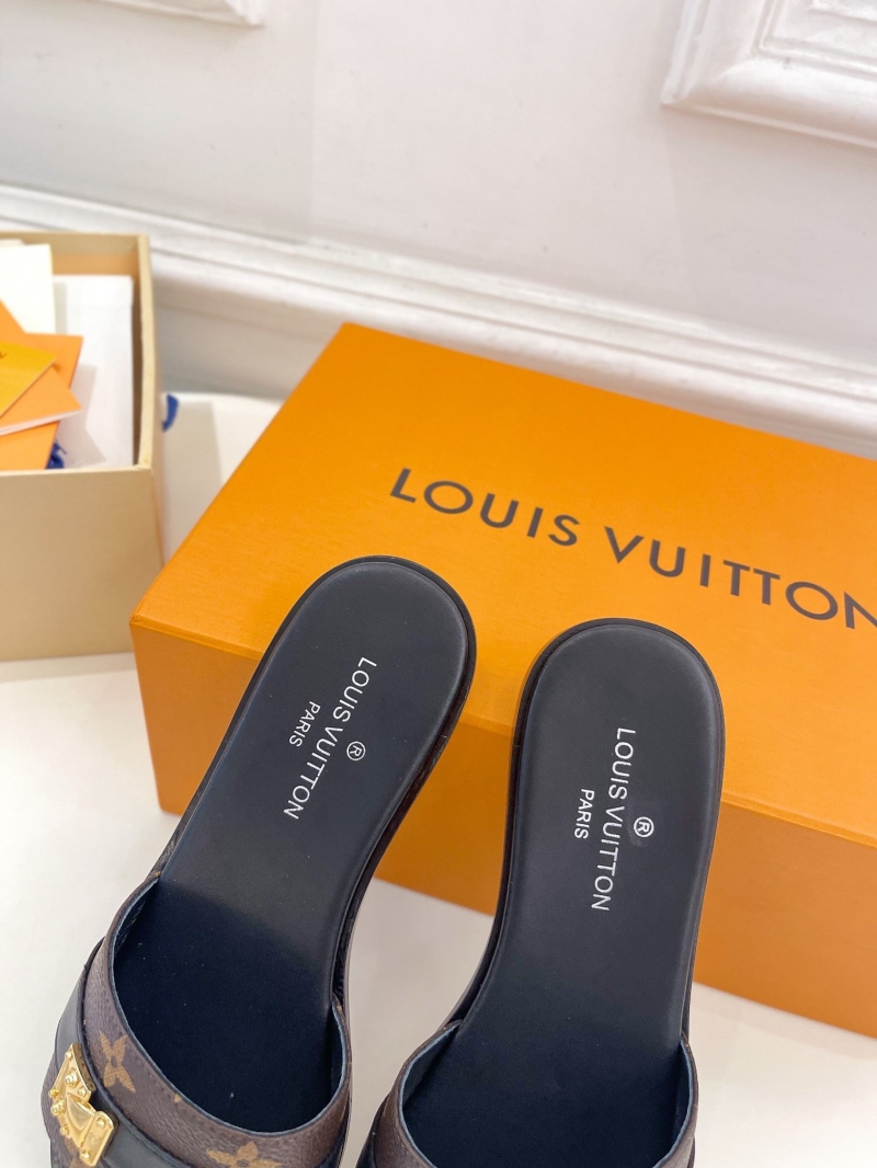 Louis Vuitton Slippers